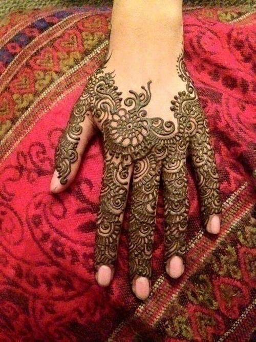 Unconventional Mehndi Designs for the Modern Bride