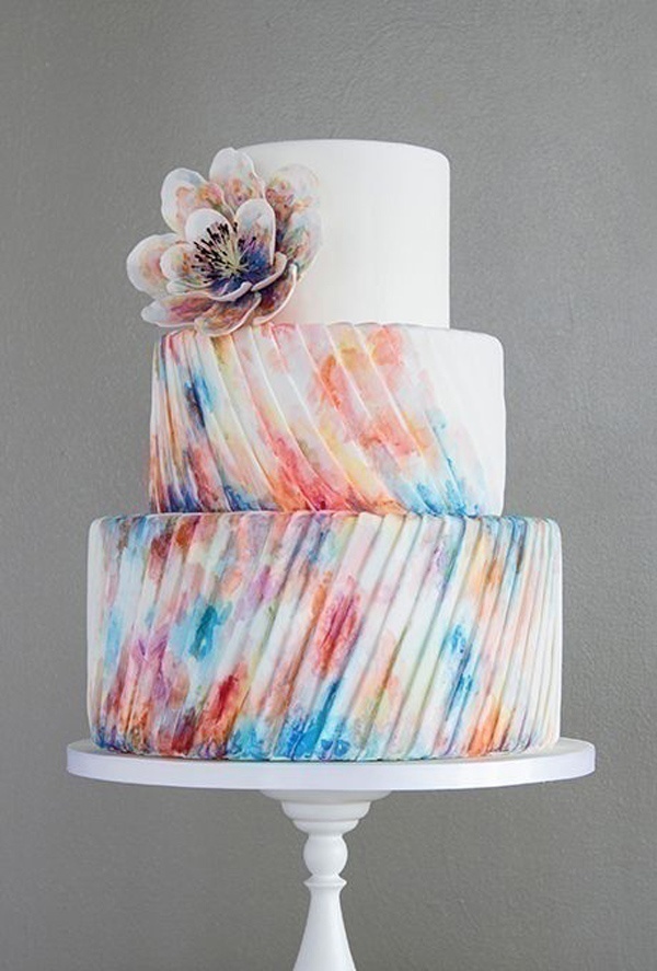 Enticing: Ombre & Ruffle Wedding Cakes