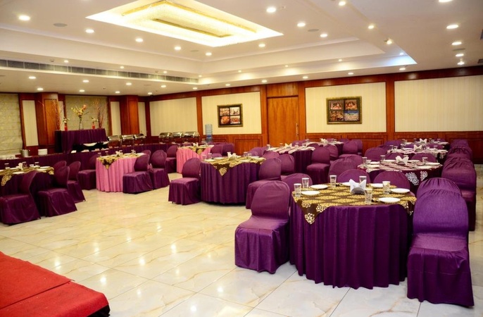 Hotel Edesia, Gomti Nagar Hotel Edesia