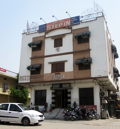 Hotel Stepin, Neelam Bata Road Hotel Stepin
