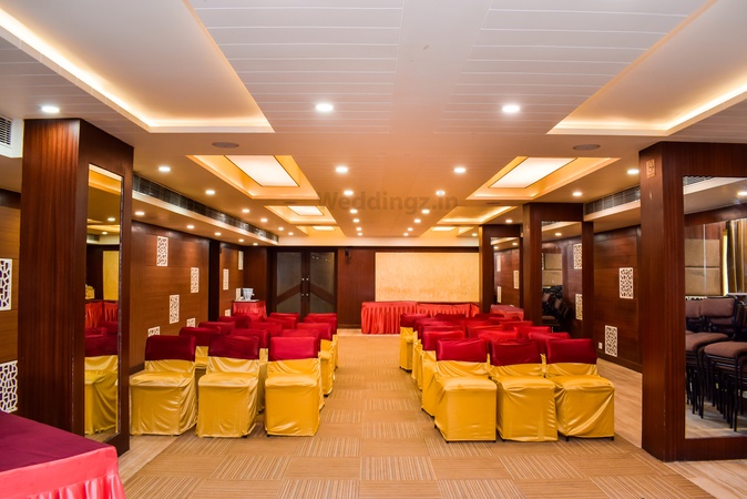 Hotel Naeeka, Shahibaug Hotel Naeeka