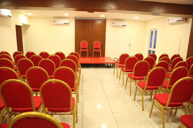 De Castle Inn, Porur De Castle Inn