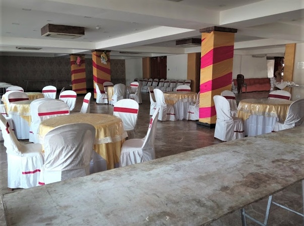Amrolly Banquets, Dum Dum Amrolly Banquets