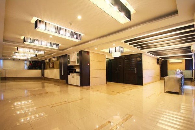 Sampoorna Hotel, Malad West Sampoorna Hotel