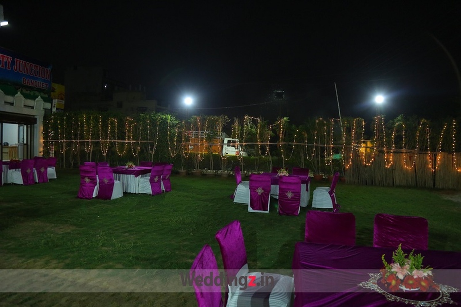 Party Junction Dwarka, Delhi Banquet Hall Wedding Lawn WeddingZ.in