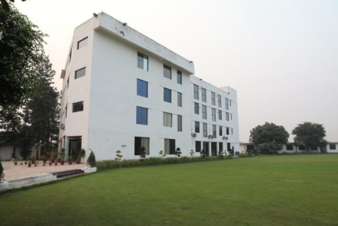 Hotel Rivieria Valley, Greater Noida Hotel Rivieria Valley