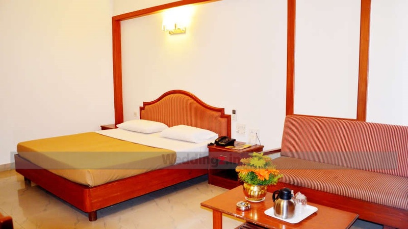 Hotel Chalukya, Race Course Road Hotel Chalukya