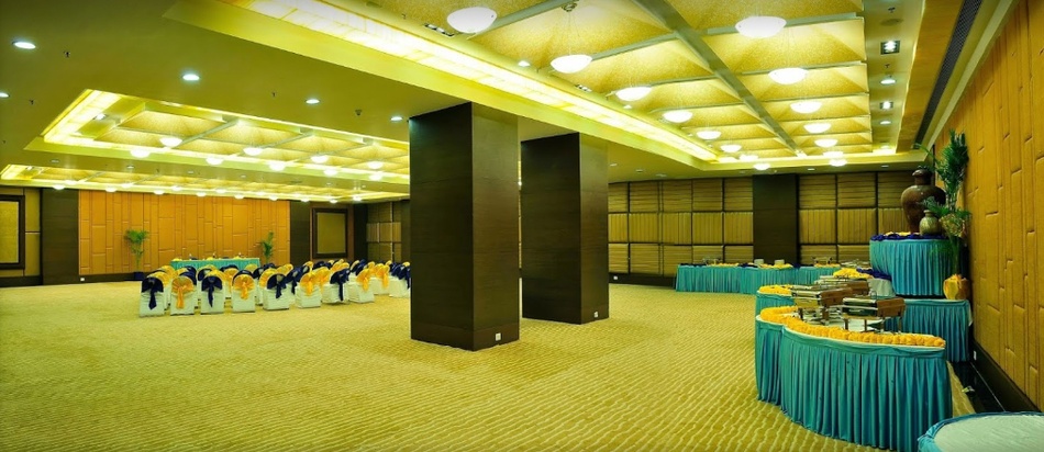 Cambay Grand Hotel, Thaltej Cambay Grand Hotel