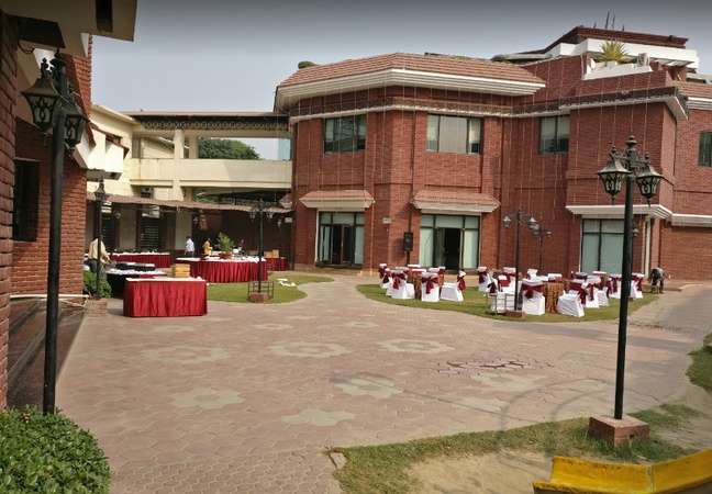 The Attic Hotel Kanpur Cantonment Photos | The Attic Hotel Pictures