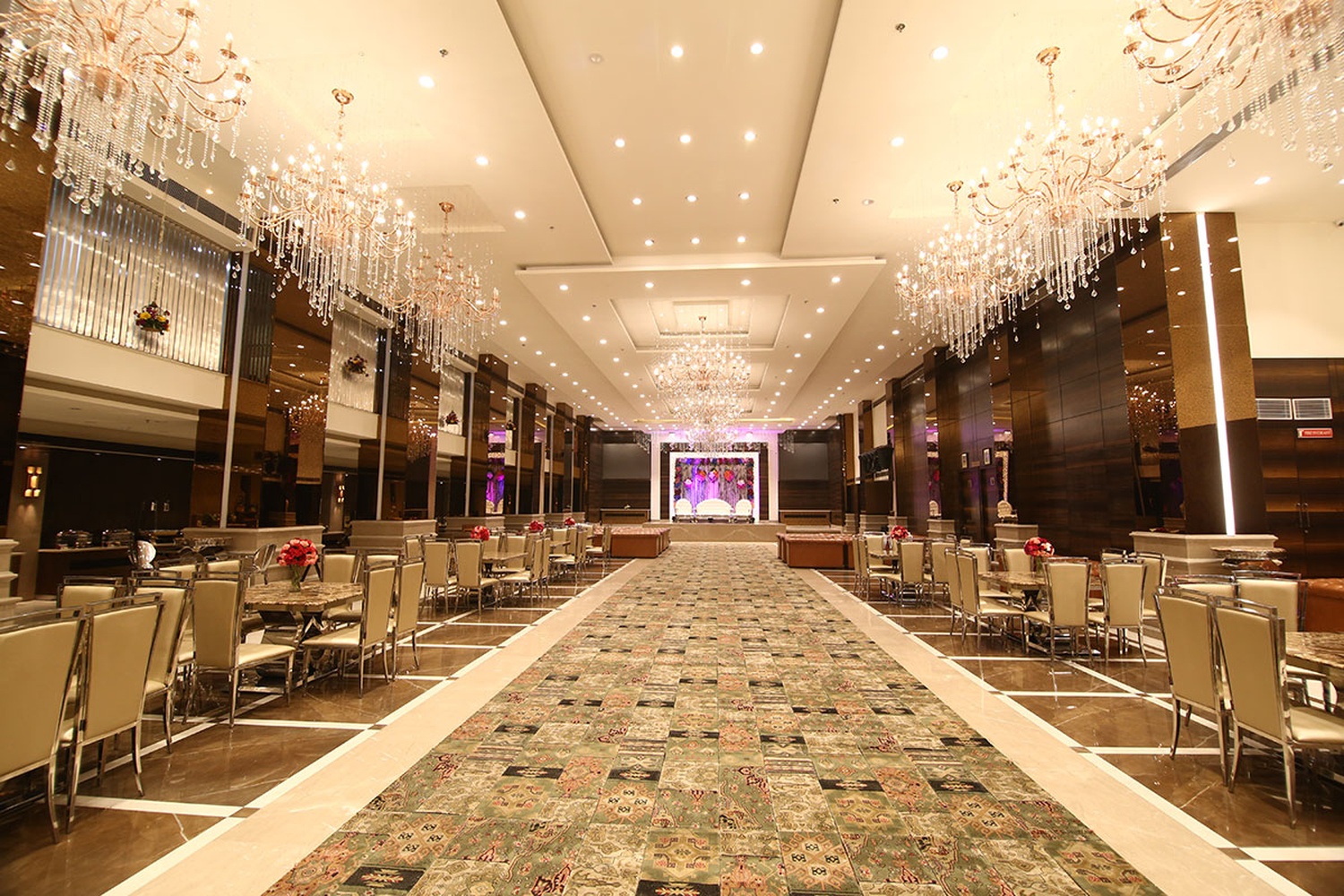 Green Lounge Fusion Banquets Shakti Nagar, Delhi Banquet Hall WeddingZ.in