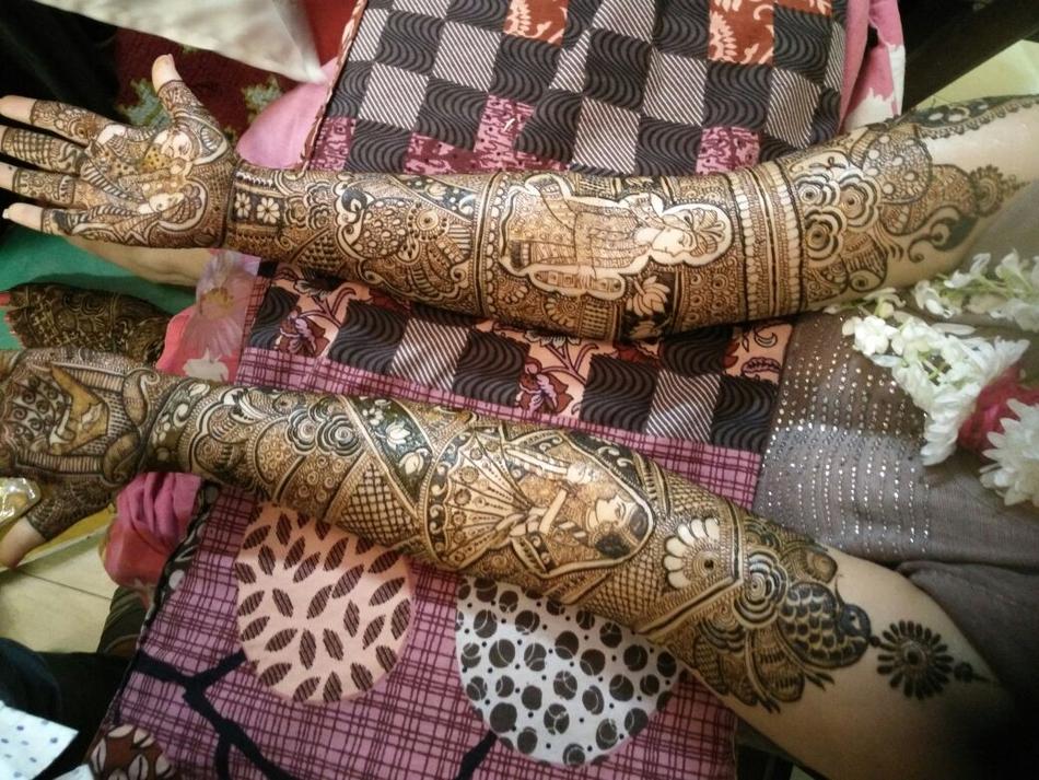 Deepak Mehandi Art, Bridal Mehndi Artist in Delhi | WeddingZ