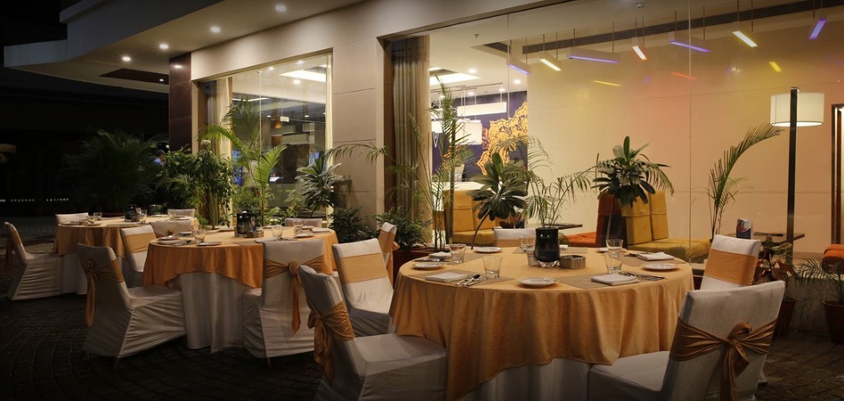 Nirwana Hometel, Khasa Kothi Circle Nirwana Hometel