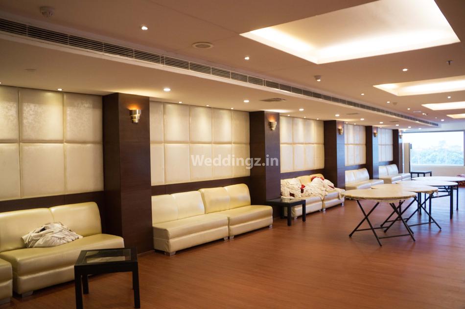 hotel sapphire zirakpur chandigarh