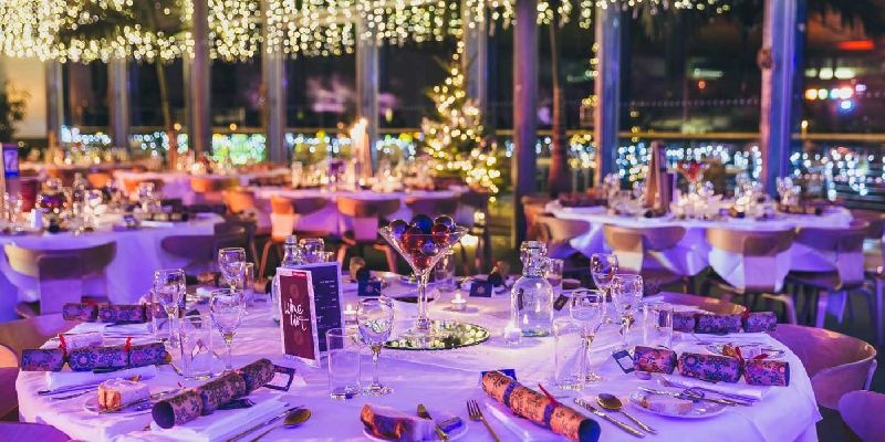 Small Outdoor Wedding Ceremony in Coastal Cities of India for a Fun Affair