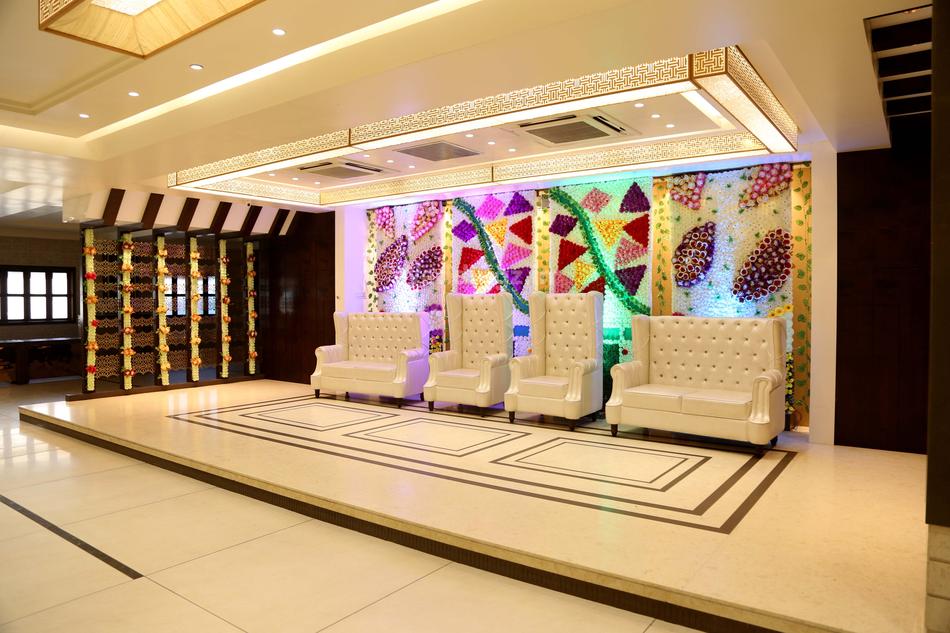 Radhe Krishna The Grand Banquet Hall Ulhasnagar, Mumbai Banquet Hall