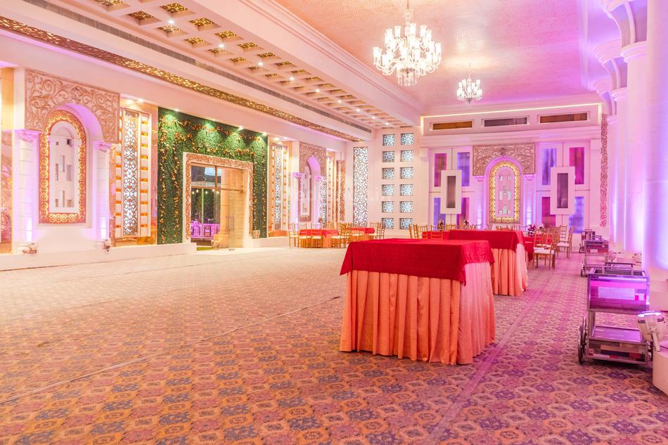 Deewan Palace Bijwasan, Delhi Banquet Hall Wedding Lawn WeddingZ.in