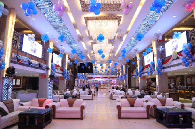 Le Grand Banquet, Peeragarhi Le Grand Banquet