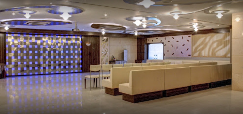 Evening Post Restaurant And Banquet, Naranpura Evening Post Restaurant And Banquet