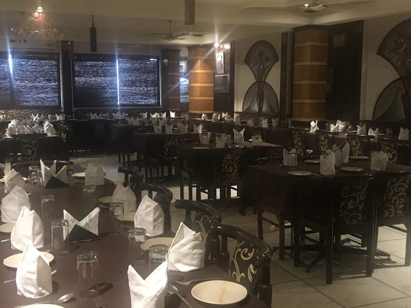 Khana Khazana, Okhla Khana Khazana