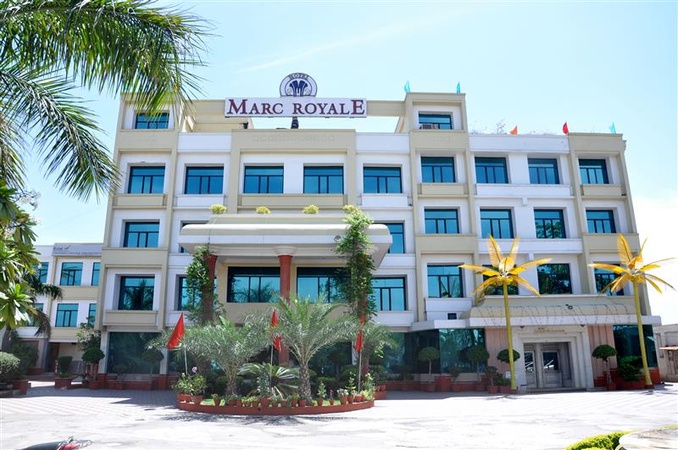 Marc Royale, Zirakpur Marc Royale