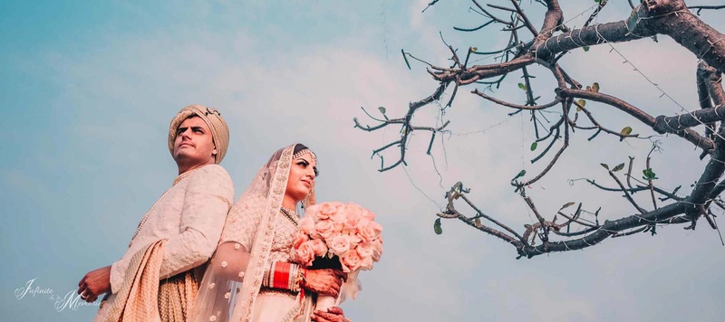 Ketur & Simi Pattaya : Simi and Ketur took their vows in a Pattaya, Thailand wedding in a mandap that overlooked the ocean!