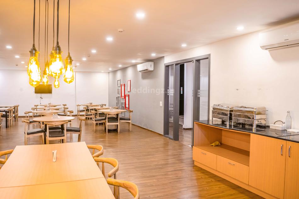 OYO Townhouse 080 Meera Bagh Paschim Vihar  Delhi Banquet Hall