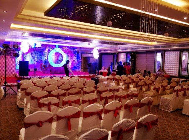Crystal Banquets, Baguiati Crystal Banquets