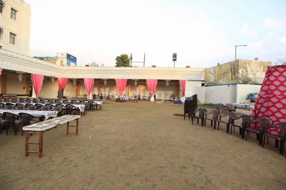 Party Junction C Scheme, Jaipur Banquet Hall Wedding Lawn WeddingZ.in