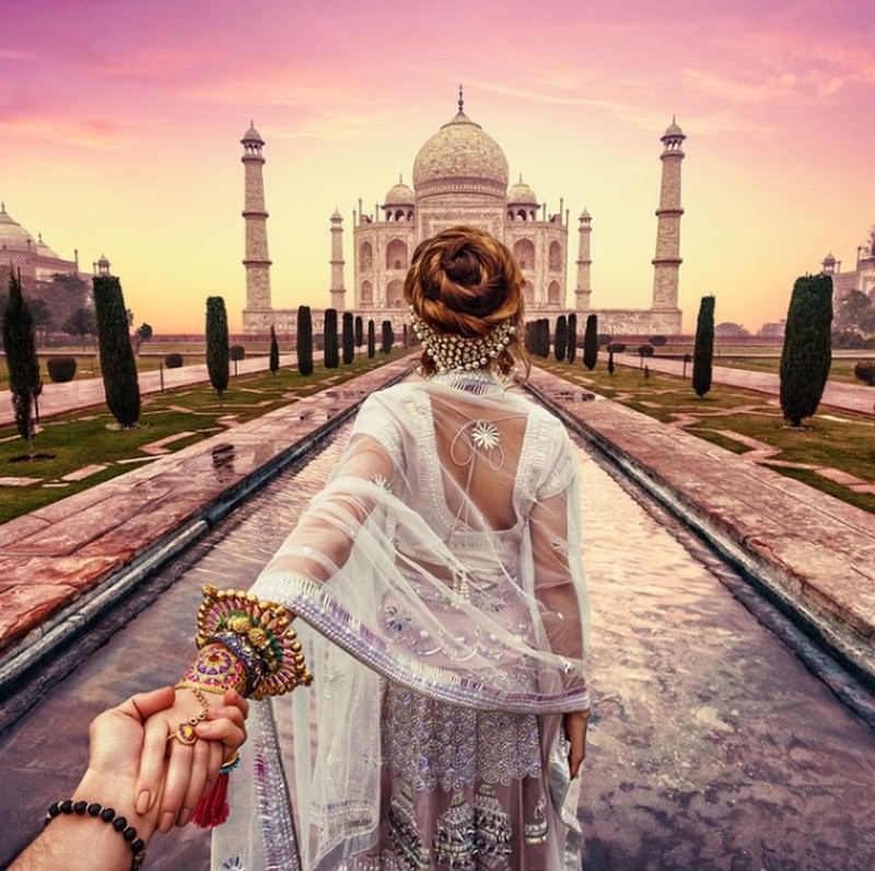 These Trending Indian #FollowMeTo Pictures Are What Your Wedding Photo Album Needs!