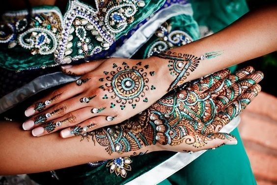 100 Mehandi Design Images To Pin If You Re Attending A Wedding Or Getting Married In 19 Bridal Mehendi And Makeup Wedding Blog