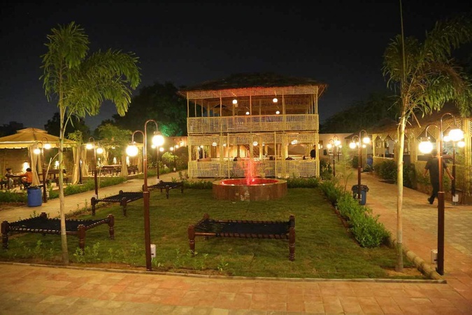 Gunjan Garden Restaurant And Banquet Hall, Nikol Gunjan Garden Restaurant And Banquet Hall