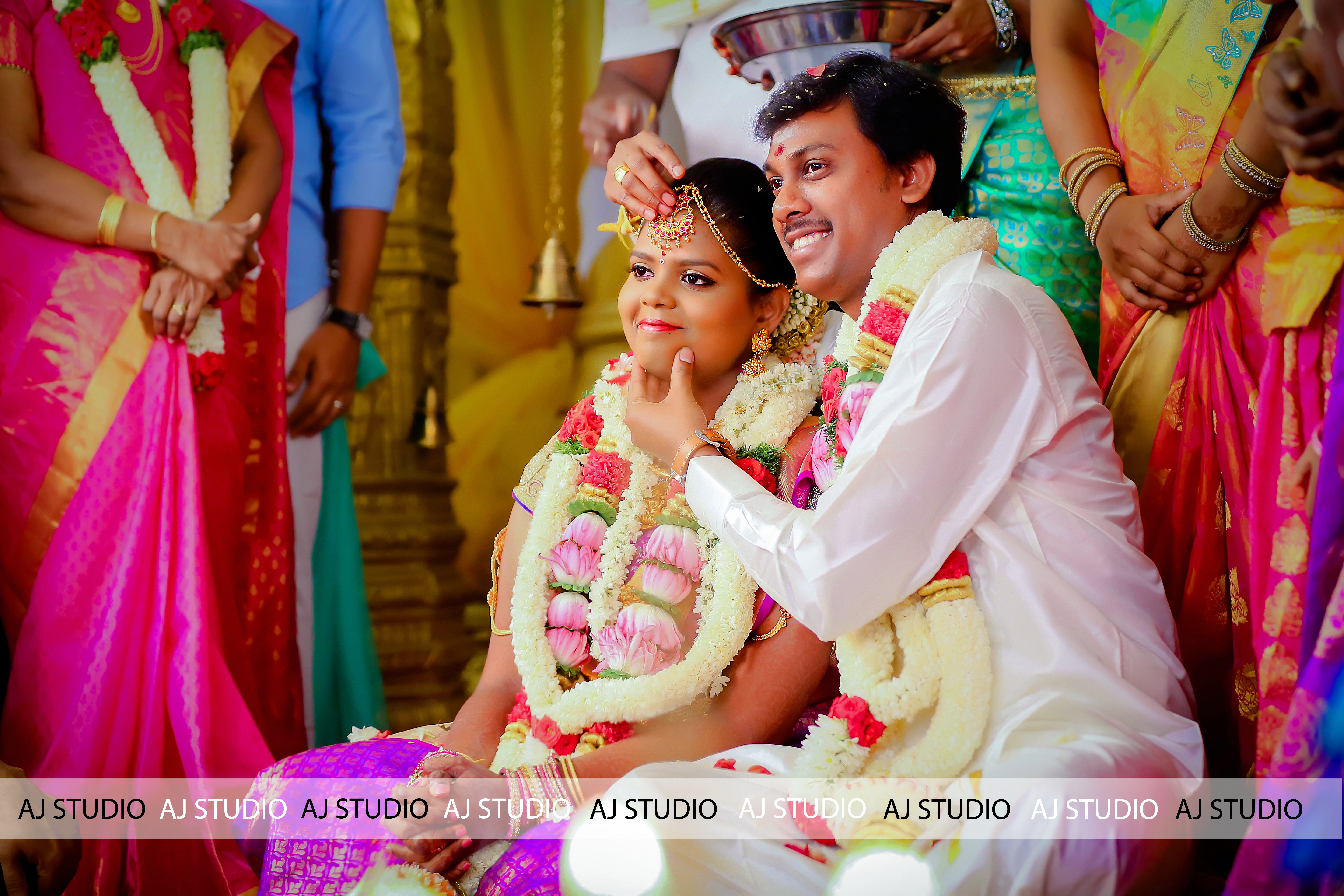 AJ WEDDING PHOTOGRAPHY |  | Wedding Candid Photos | Photographer