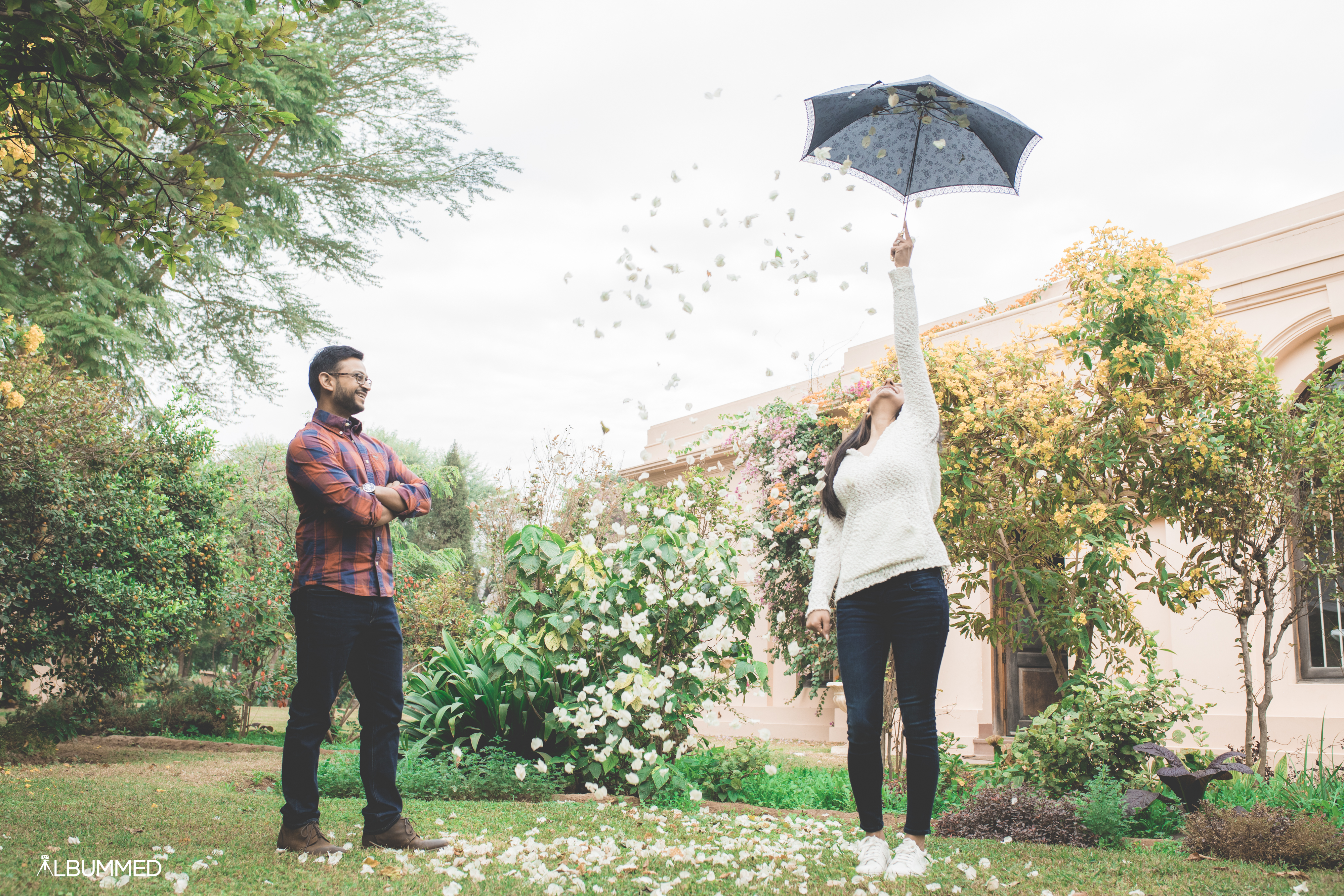 Albummed |  |  | Meenu & Ujjwal- Pre Wedding | Photographer