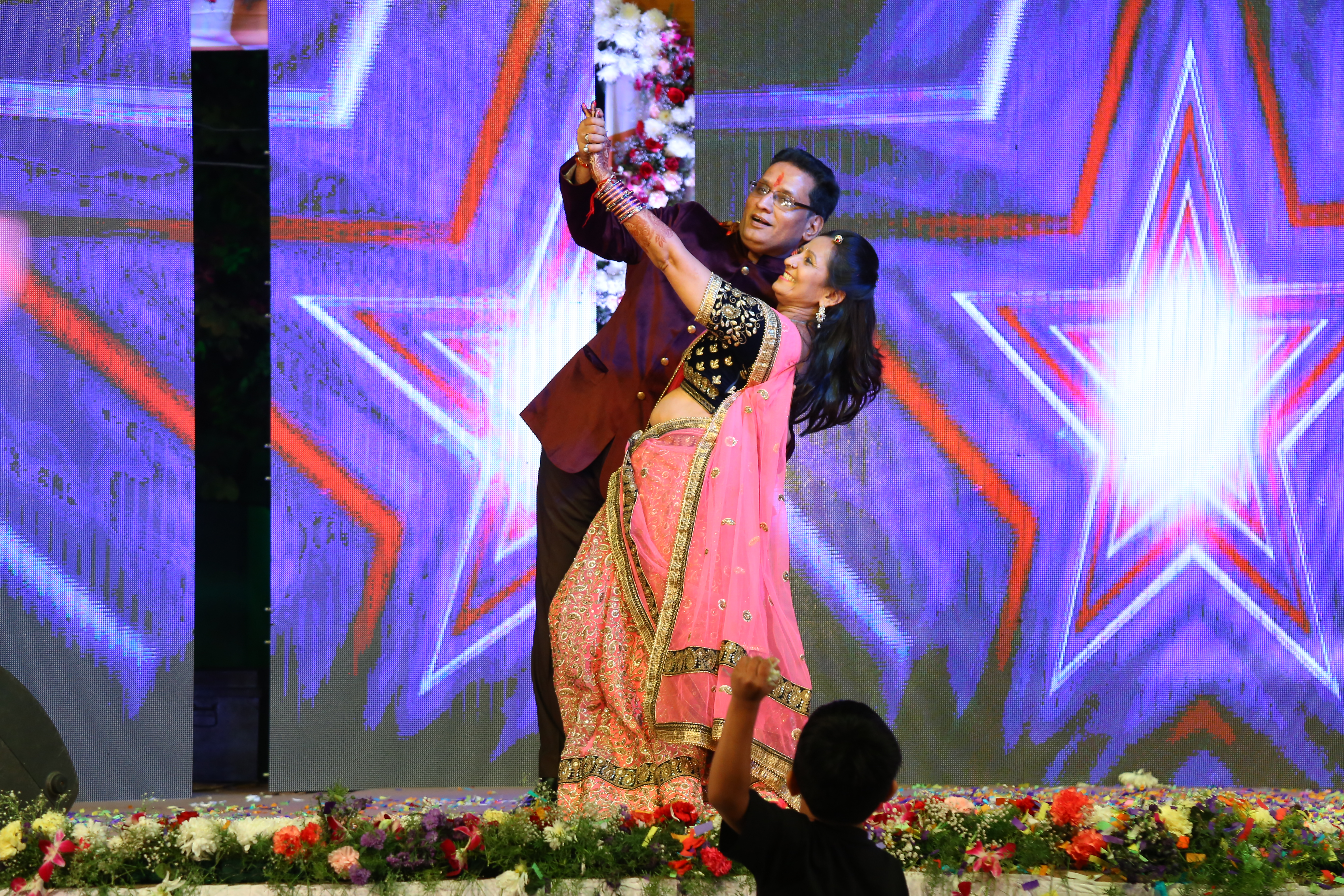 Dancamaze |  |  | Mohna weds Yogesh | dance