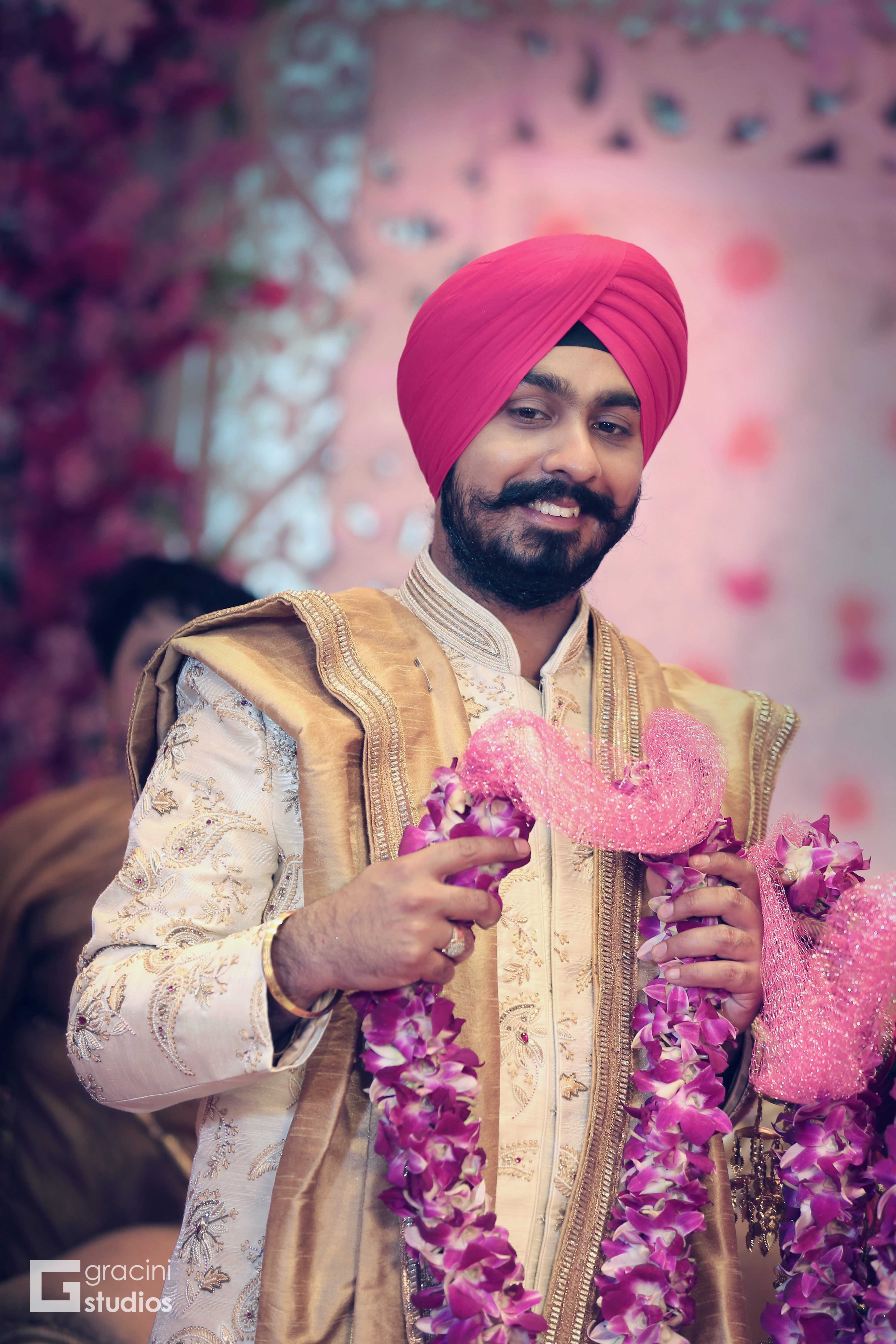 Gracini Studios |  |  | Wedding | Photographer