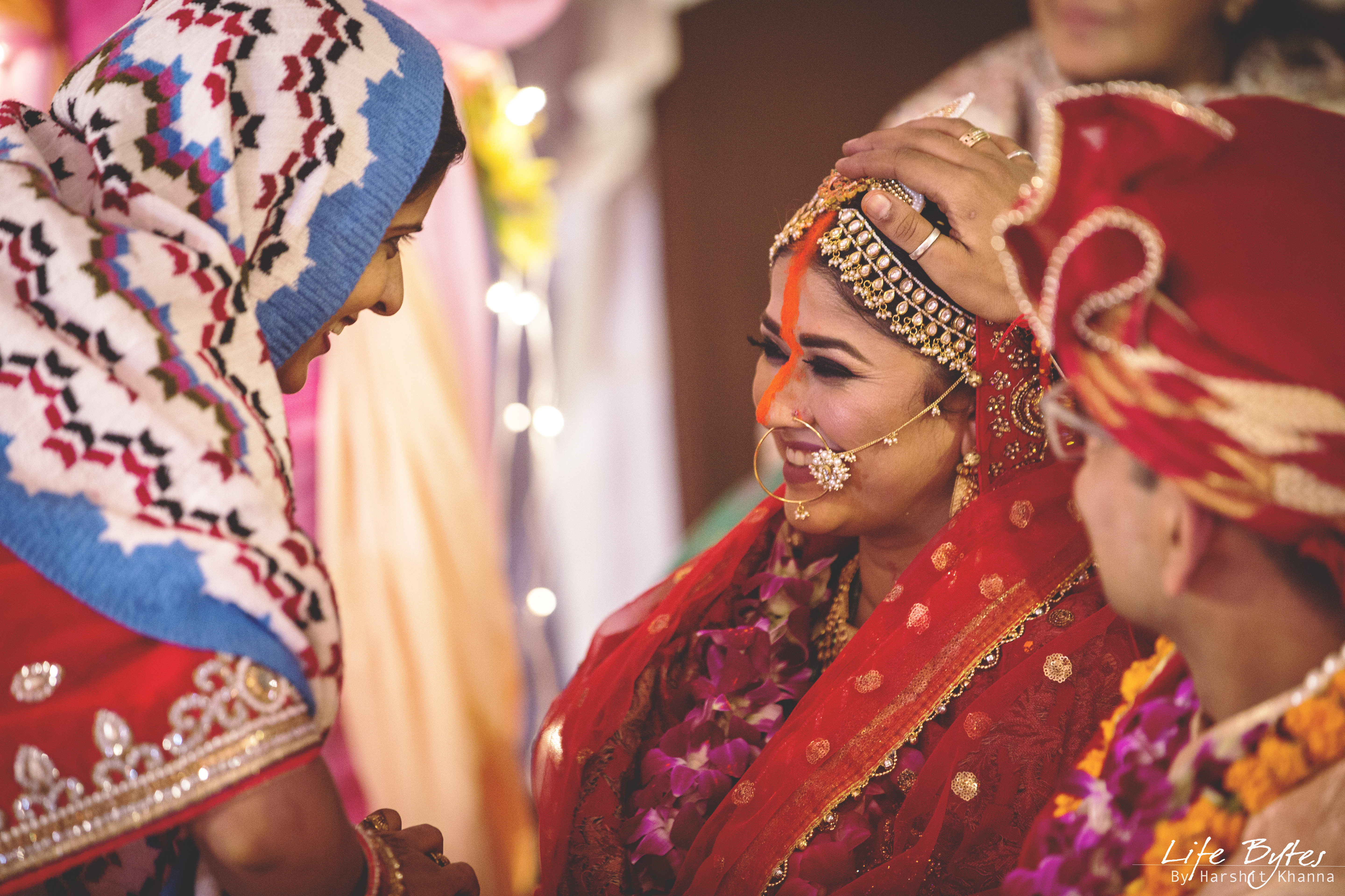 LifeBytes Production |  |  | Nidhi | Photographer