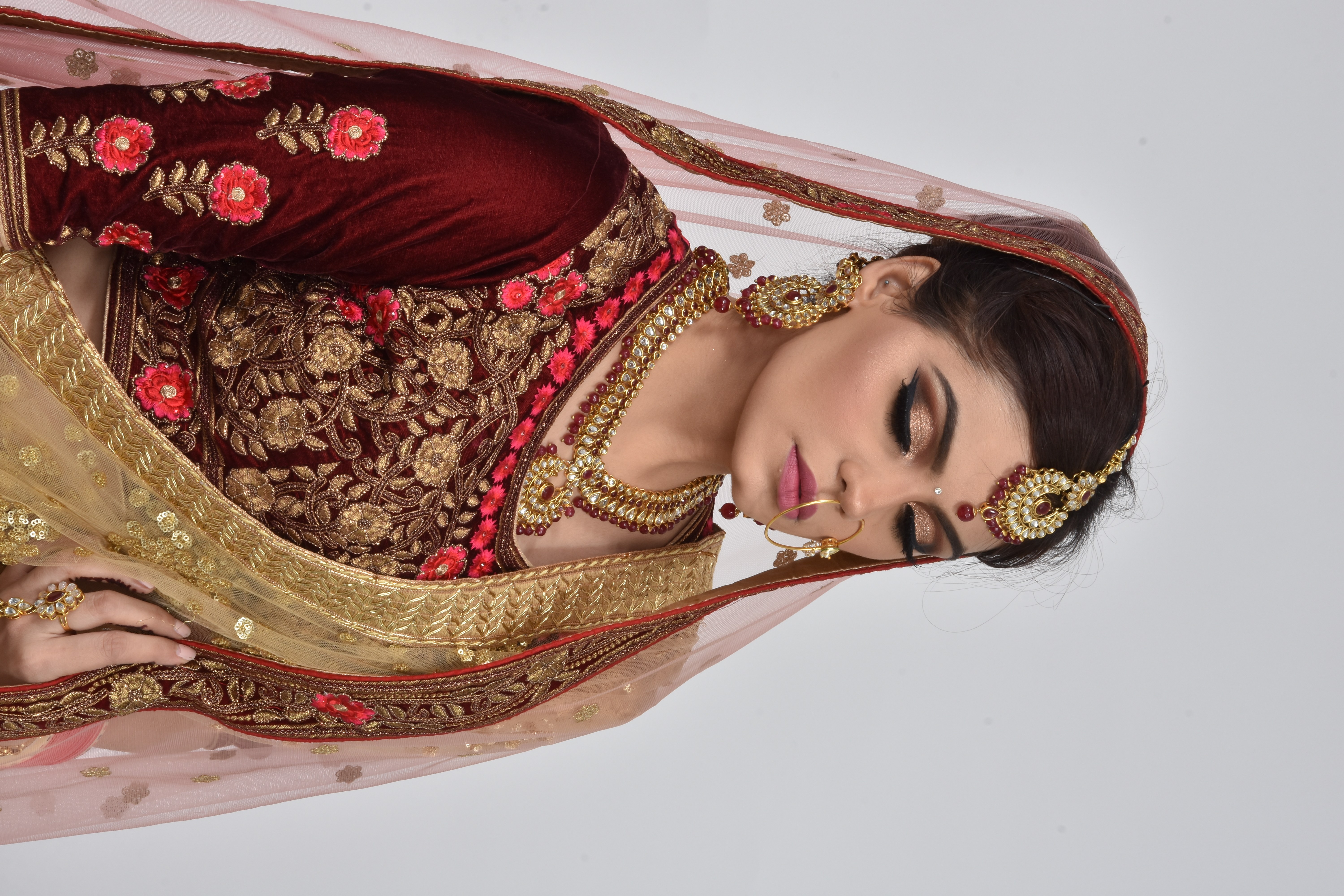 Mehak arora artistry |  | Makeup look | Makeup Artists