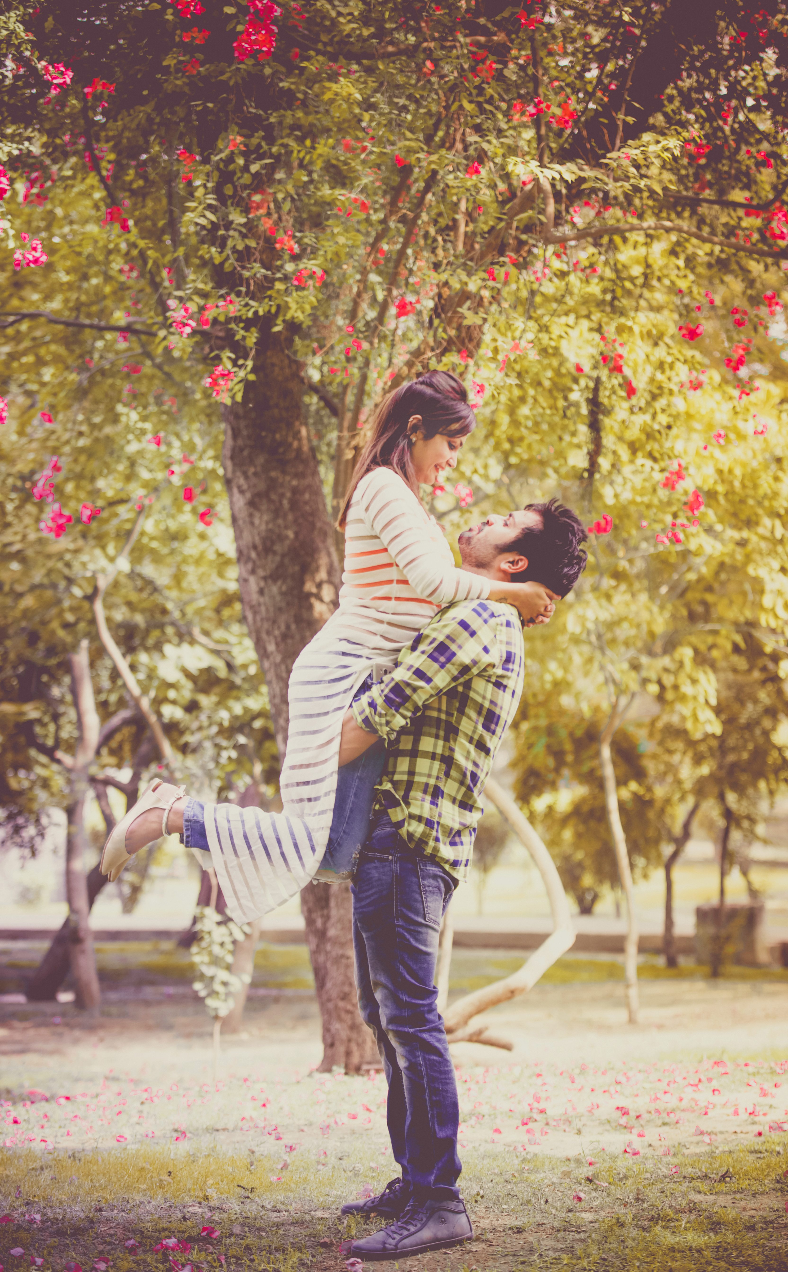 Studio Fotoking | | | Pre Wedding | Photographer