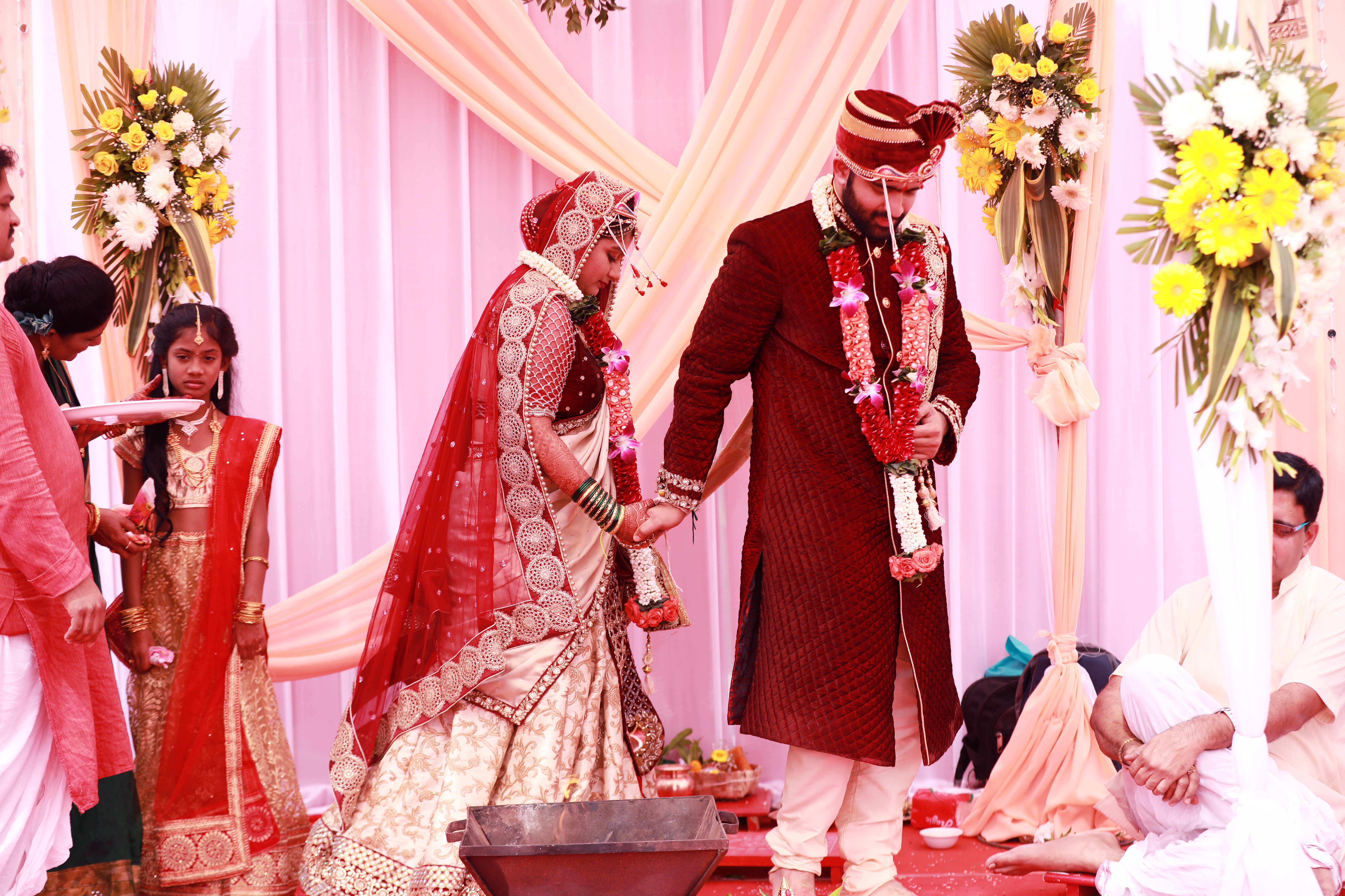 Yogesh Sood Photography |  |  | Hindu Wedding | Photographer